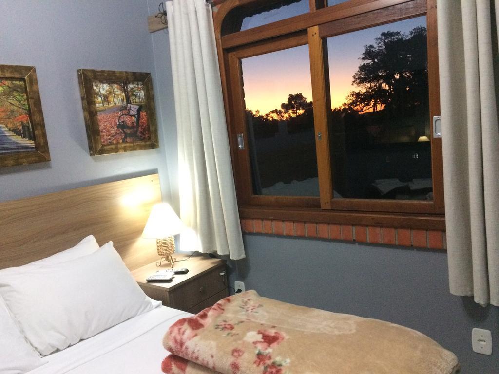 Residencial Quatro Estacoes Apartment Канела Екстериор снимка