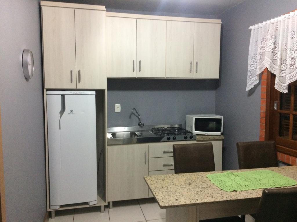 Residencial Quatro Estacoes Apartment Канела Екстериор снимка